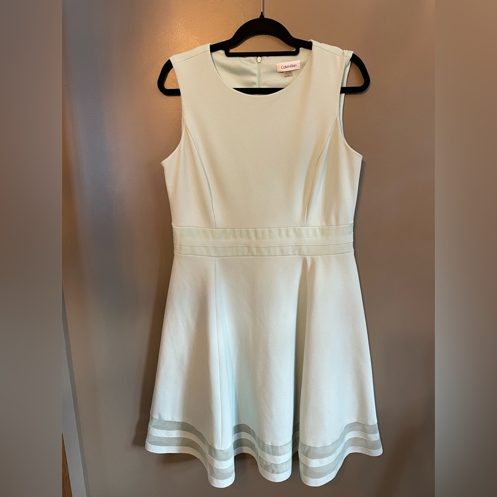 Calvin Klein mint seafoam green dress size 14 sleeveless A lign